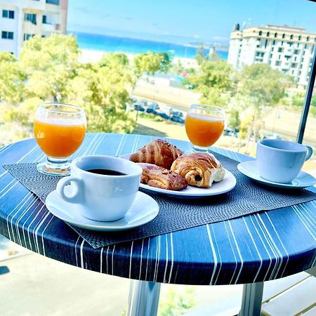 Modern Elegance With Sea Views In Central Tangier - Steps To Beach, Train And Attractions! Exterior foto